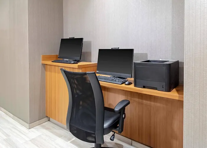 Springhill Suites By Marriott Kansas City Plaza